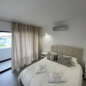 apartamento-com-piscina-sagres.hotelaalgarve.com/